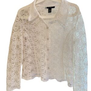 JS BOUTIQUE White Floral Lace Button-Down - Made in Canada - Size M